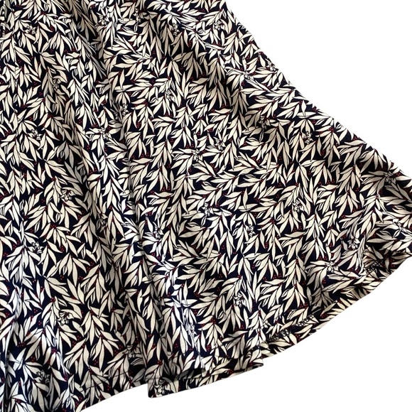 Lulus Dondi Navy Blue & White Tie Front Split Back Romper Style RE90452HL XL NWT - Picture 5 of 10